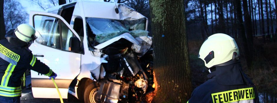 56-jähriger Fahrer eines Kleintransporters verunglückt tödlich auf der L 191