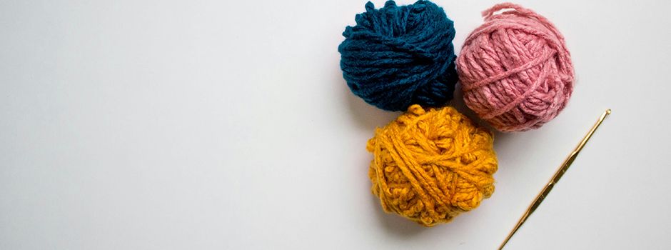 Kreativer Treffpunkt unter freiem Himmel: Oppenheim feiert den Weltstricktag