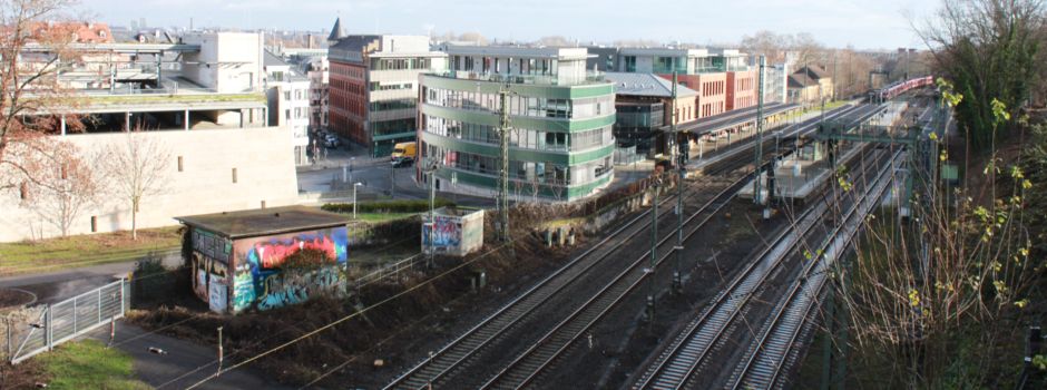 Person stirbt am Bahnhof Römisches Theater