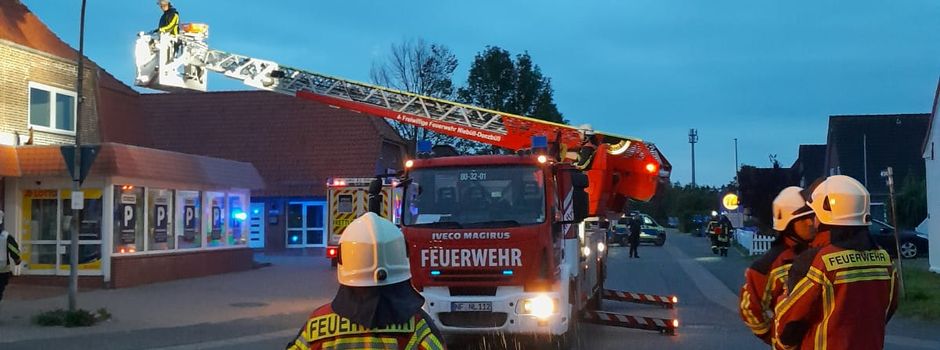 Feuerwehreinsatz am Bahnhof