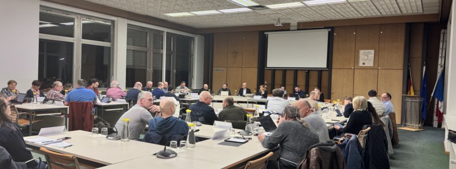 Besuch von Vertretern der Deutschen Bahn in der Gemeinderatsitzung