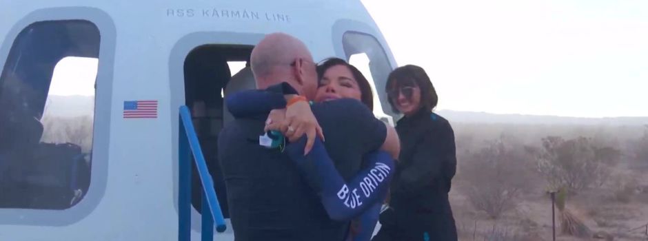 Bezos schießt Katy Perry und eigene Partnerin ins All