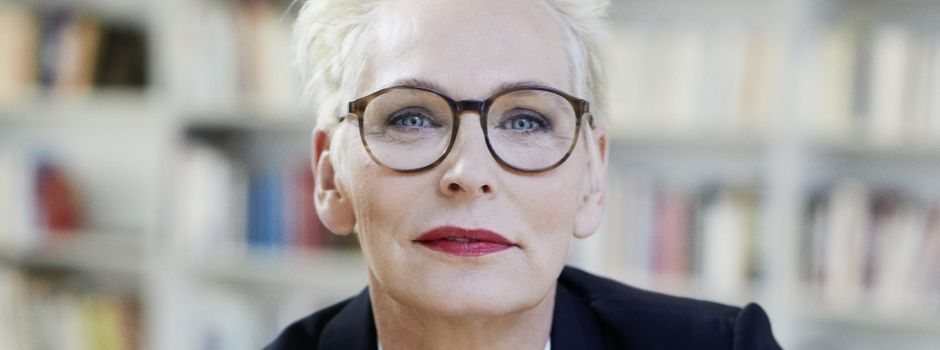 Bärbel Schäfer liest aus ihrem sehr persönlichen Buch „Avas Geheimnis - Meine Begegnung mit der Einsamkeit“.