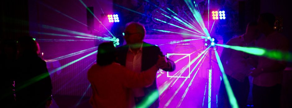 Fußballer feiern rot-weiße Nacht