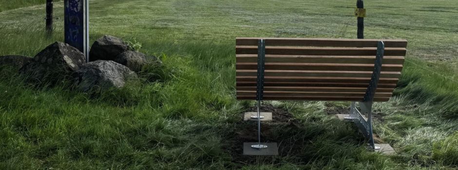 Neue Liegebank am Bergkreuz lädt zum Verweilen ein