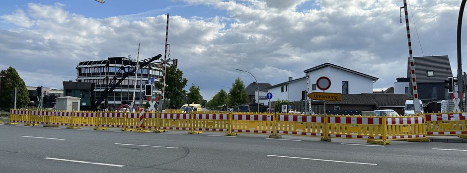 Update: Vollsperrung der Bahnübergänge Brocker Straße und Otto-Hahn-Straße