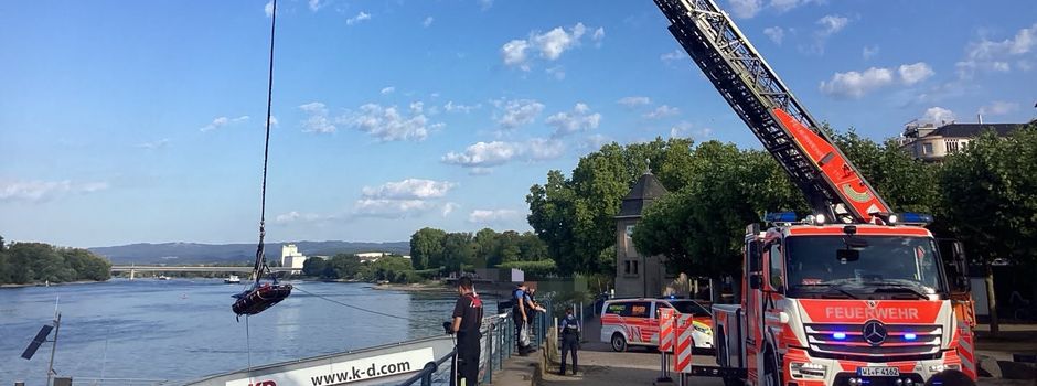 Spektakuläre Rettung am Rheinufer in Wiesbaden-Biebrich