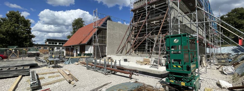 Neubau Heizhaus in Auingen 
nimmt Gestalt an