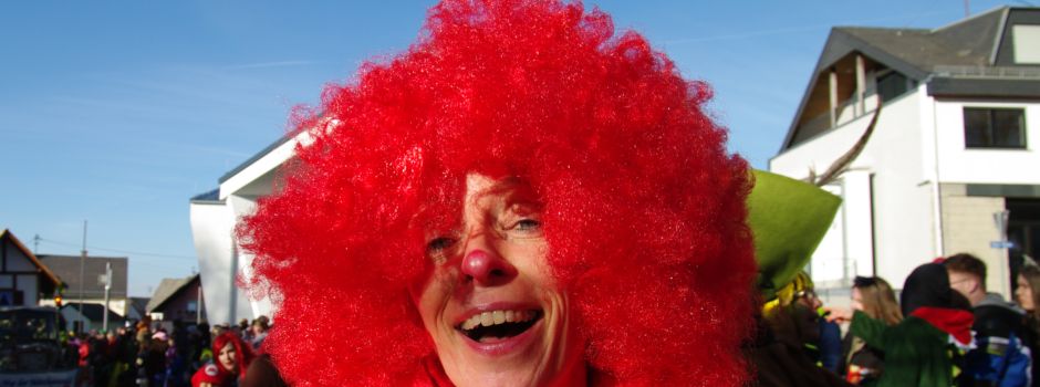 Erstürmung des Koblenzer Stadtschlosses und Jugenddisco am Rosenmontag