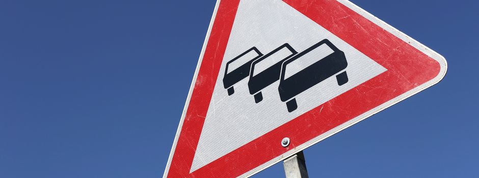 Mehrere Auffahrunfälle auf der A 7 – insgesamt sechs Leichtverletzte