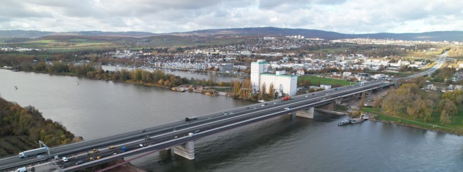 Schiersteiner Brücke: Verkehr als „Vorsichtsmaßnahme“ eingeschränkt