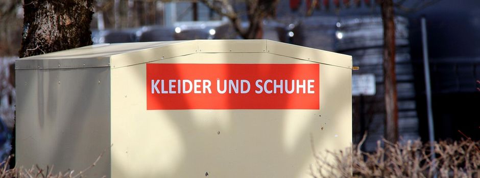 Abbau von Altkleidercontainern