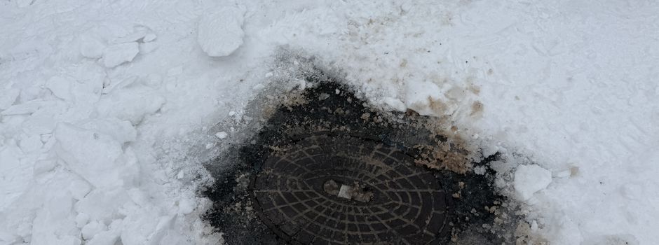 Hinweis der Feuerwehr: Hydranten von Schnee und Eis freihalten