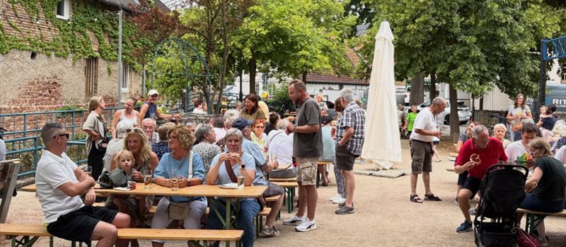 Geselliges Beisammensein: Schwabsburger Frauen laden zum Weedplatz Schoppen