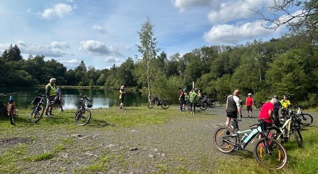 Junge Baachwätz radeln zum Silbersee