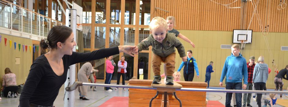 Turnhalle wird zum Abenteuerspielplatz