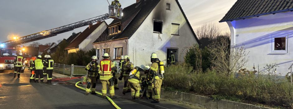 Feuerwehrleute retten zwei Katzen aus brennender Wohnung