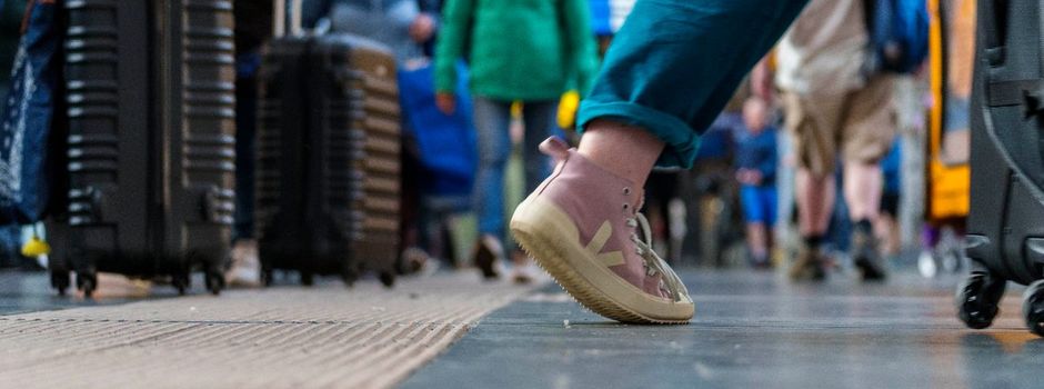 Bahn wieder unpünktlicher - Sorge vor Pfingst-Reisechaos