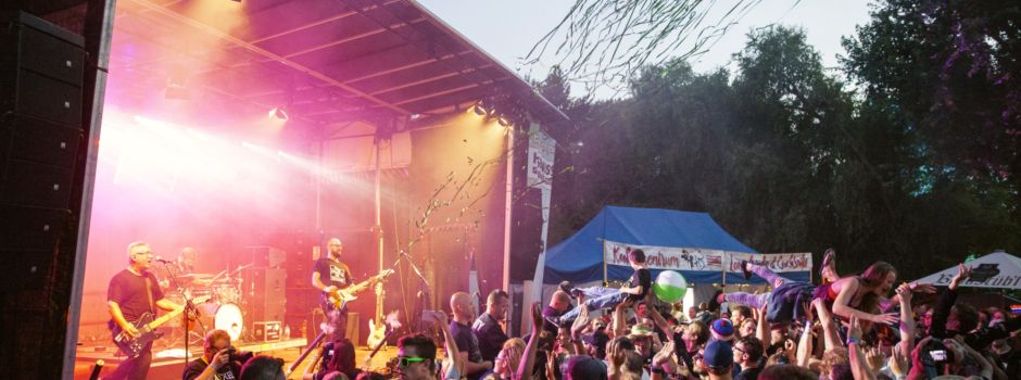 Donots, Leoniden, Kaffkiez, Das Lumpenpack & viele mehr! Festival mit Freibad feiert sein 30. Jubiläum