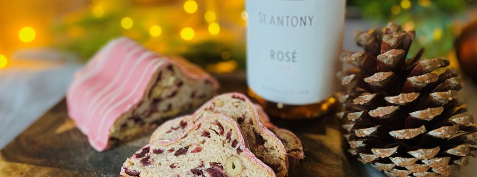 Rosarote Weihnacht: Backhaus Schröer und Weingut St. Antony entwickeln Rosé Stollen