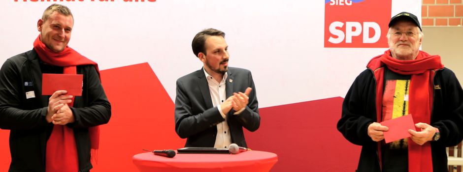 Niederkassel: "Roter Schal" für Engagement im Bereich Kultur und Brauchtum vergeben