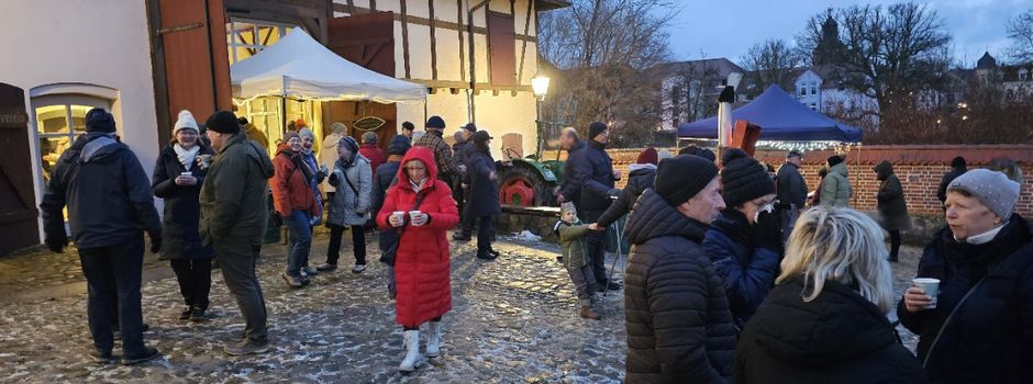 Hunderte Besucher beim „Neujahrsglühen“ in Wesenberg: Vereinschef dankt allen Helfern