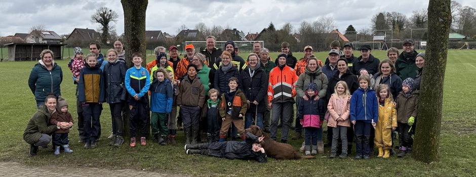 Schillsdorf räumt auf: Erfolgreiche Müllsammelaktion trotz Regen