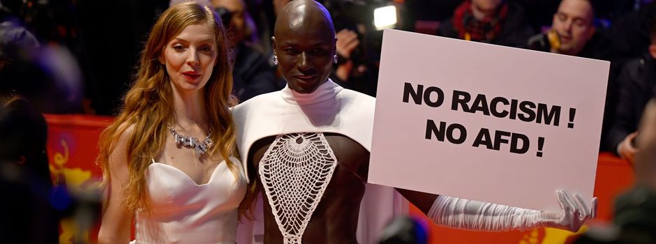 Filmschaffende protestieren bei Berlinale für Demokratie