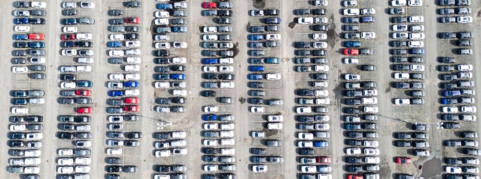 Autobauer kämpfen mit China-Flaute und Trump-Zöllen