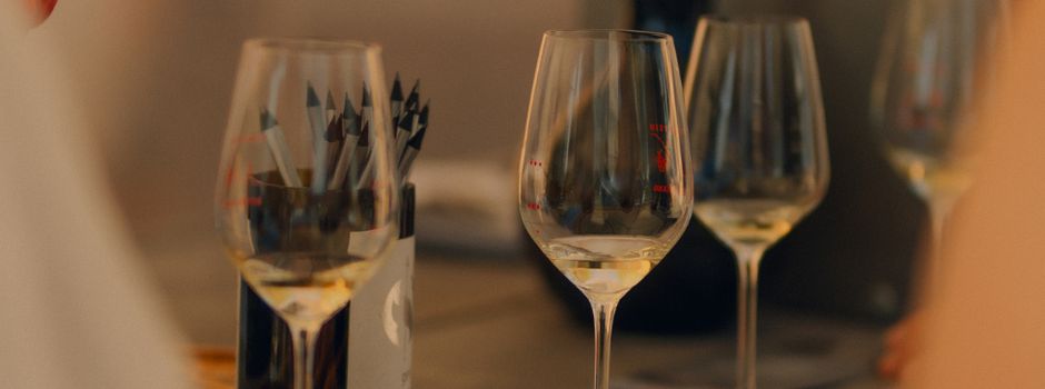 Kerbe-Freuden in Schwabsburg: Weingut Gehring lädt an den Weedplatz