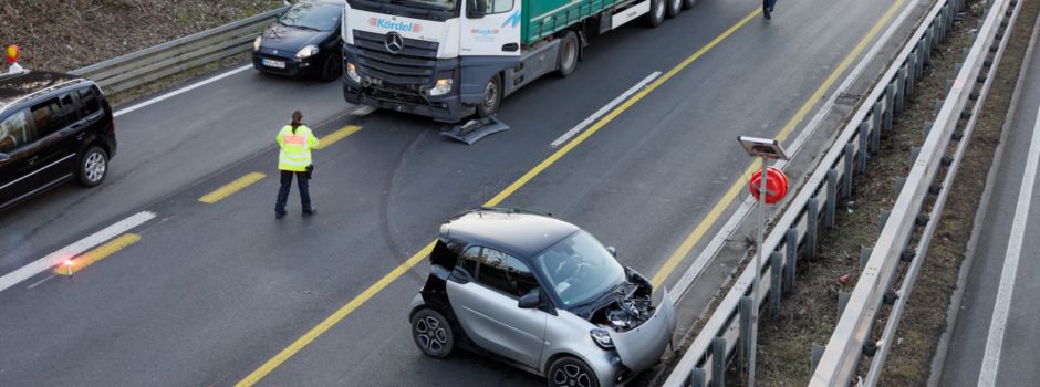 Schwerer Unfall auf A66 bei Wiesbaden – Frau schwer verletzt