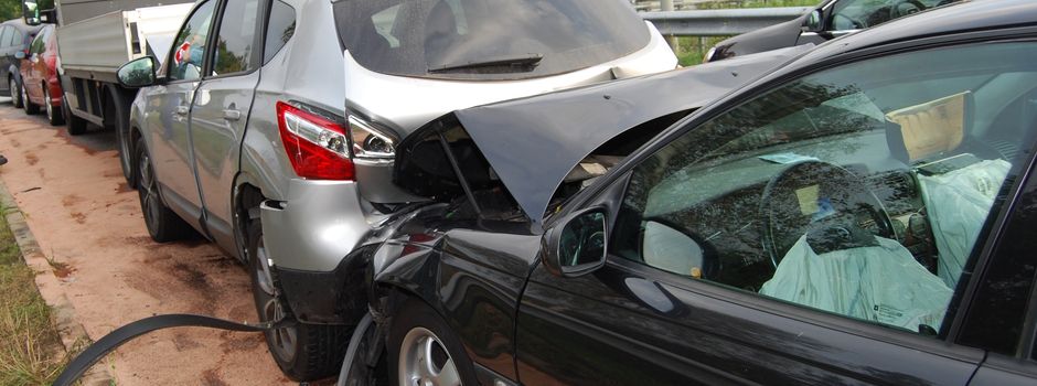 Kettenunfall auf der Autobahn