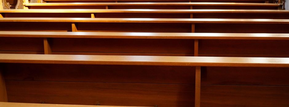 Das Einräumen der Kirche am Samstag entfällt!