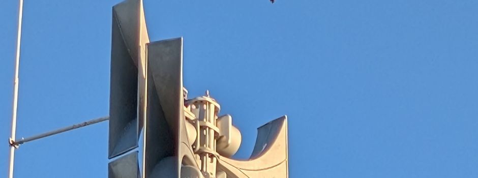 Neue Sirene auf dem Dach der FFW