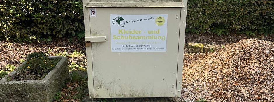 Altkleidercontainer werden abgebaut