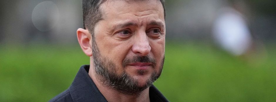 Selenskyj deutet mehr Gegenangriffe an