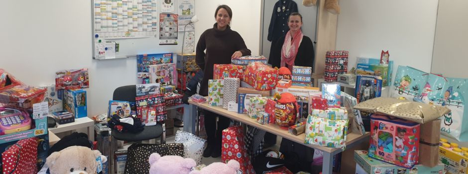 Weihnachtswunschbaumaktion Niederkassel: 381 Herzenswünsche erfüllt
