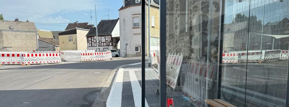 Neues Buswartehäuschen am Raiffeisenplatz