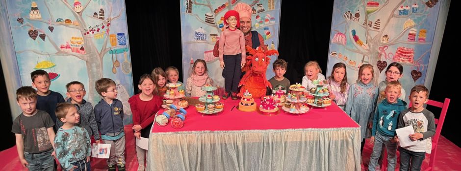 Maxikinder besuchten Theater
