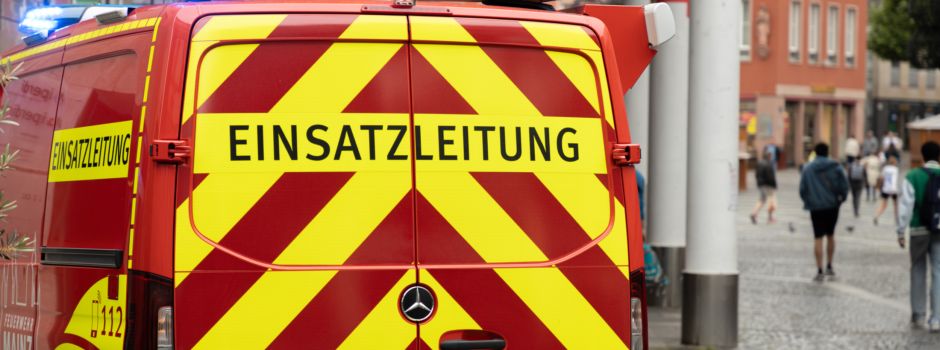 Mainzer Feuerwehr bei Einsatz mit Böllern beworfen