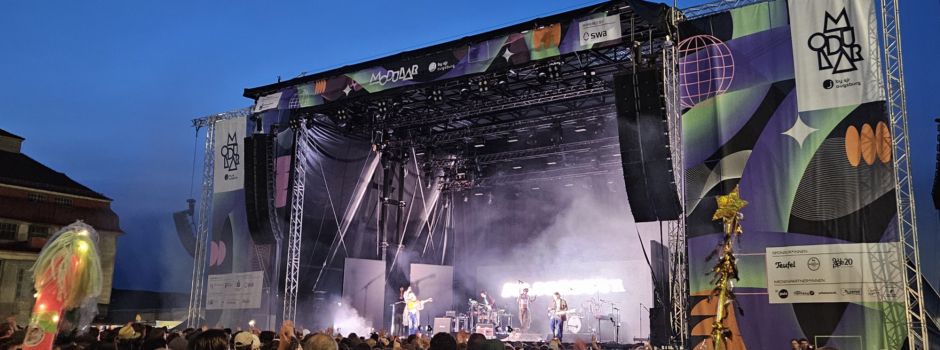 Gute Stimmung gegen den Regen: Tag 2 auf dem Modular Festival 2025