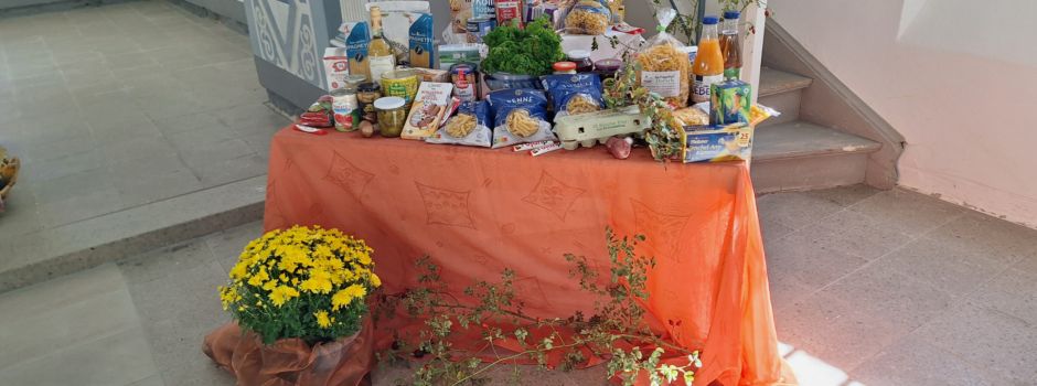 Erntedankfest mit Gottesdienst, Museumseröffnung und Kaffee Klatsch