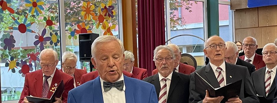 „Viva la Musica“ begeistert in Clarholz: Chöre und Akkordeonorchester feiern großen Konzerterfolg