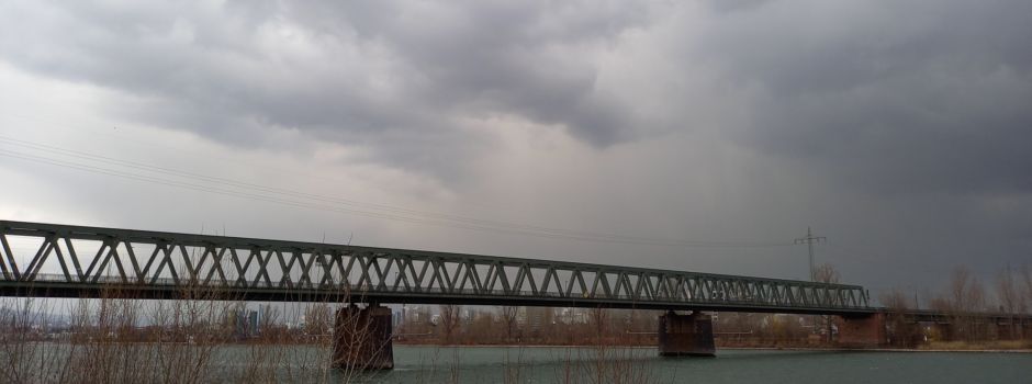 Mit dem Rad: Kaiserbrücke soll in Zukunft durchgängig befahrbar sein