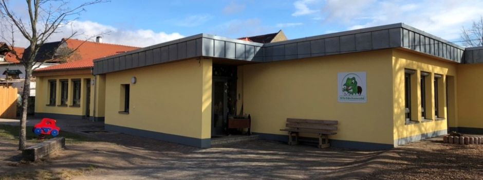 Die Kinder der Kita Eidechseneschd besuchen die Feuerwehr