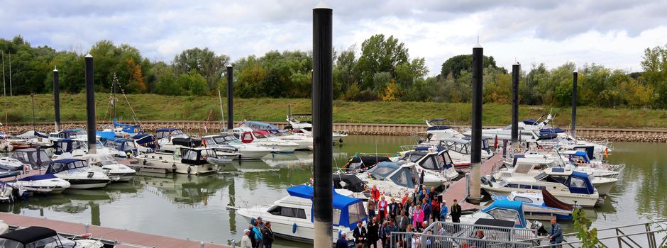 Zündorf: Neuer Yachthafen festlich eingeweiht