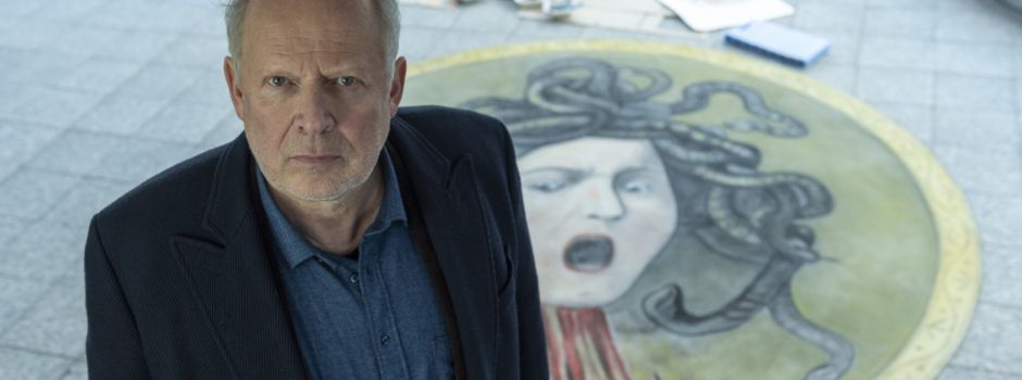 Milberg, Fitzek & Co.: Diese Promis kommen im März nach Wiesbaden