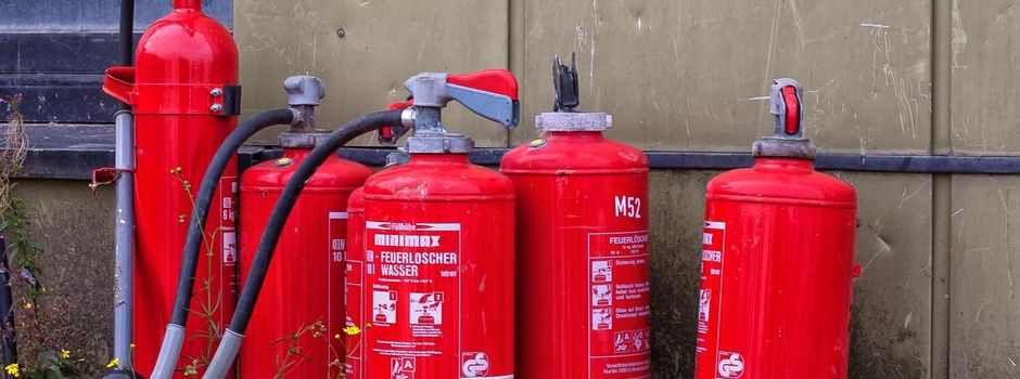 Überprüfung der Feuerlöscher