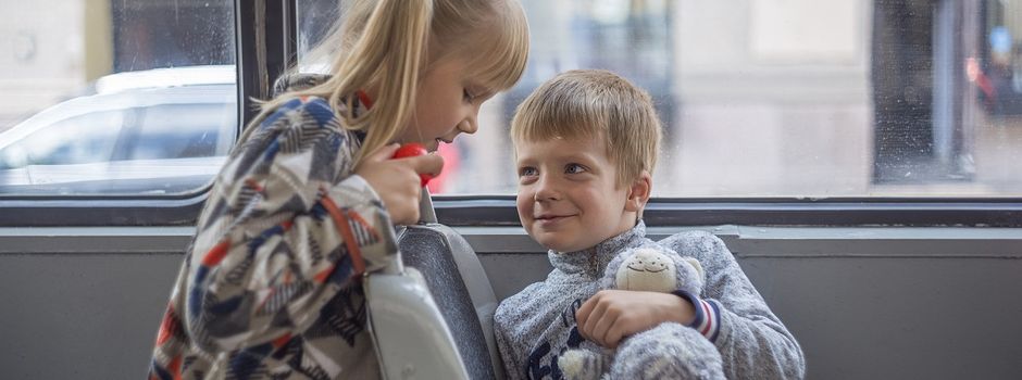 spätere Abfahrtszeiten KITA-BUS ab Mo. 10.08. - längere Betreuung möglich