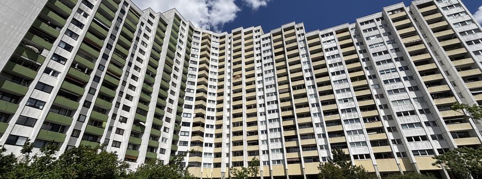 18 Stockwerke zu Fuß: Bewohner kämpfen mit Aufzug-Problemen in Gonsenheim